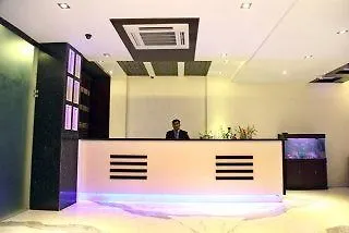 Dewdrop Intercity Hotel Delhi